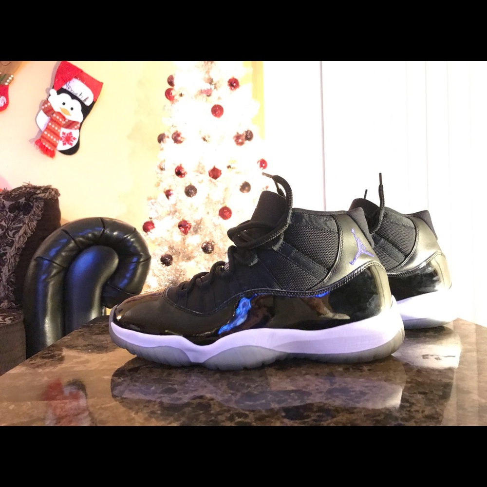Jordan retro 11‘s